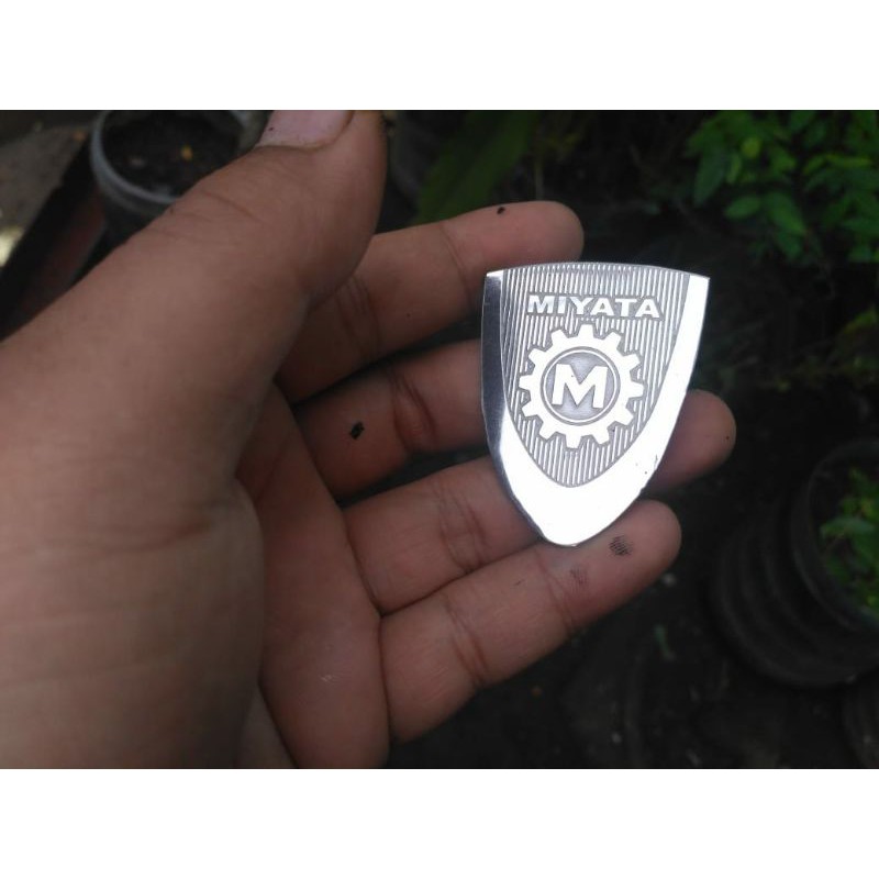 emblem sepeda miyata