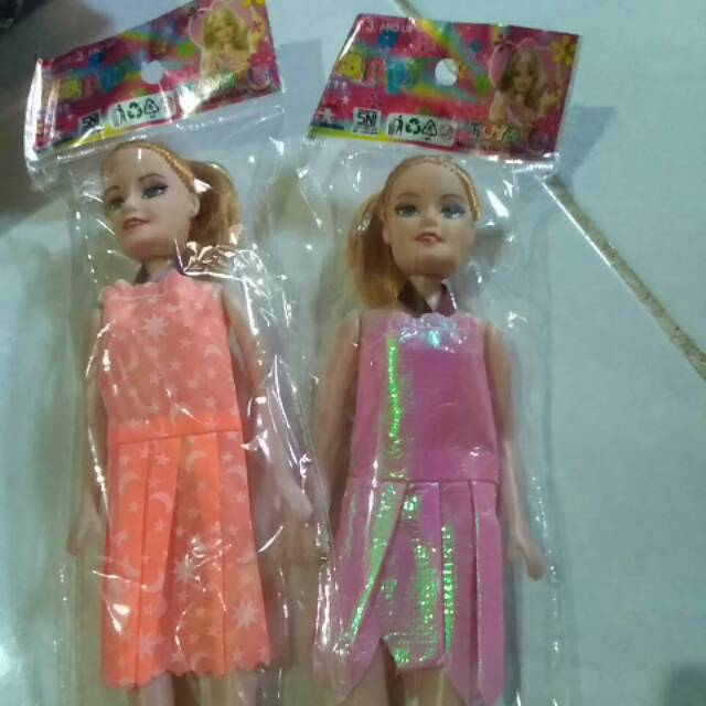 Boneka barbie