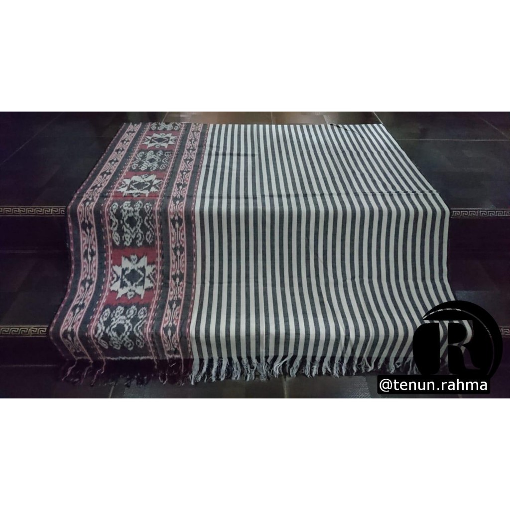 Tenun Blanket Etnik