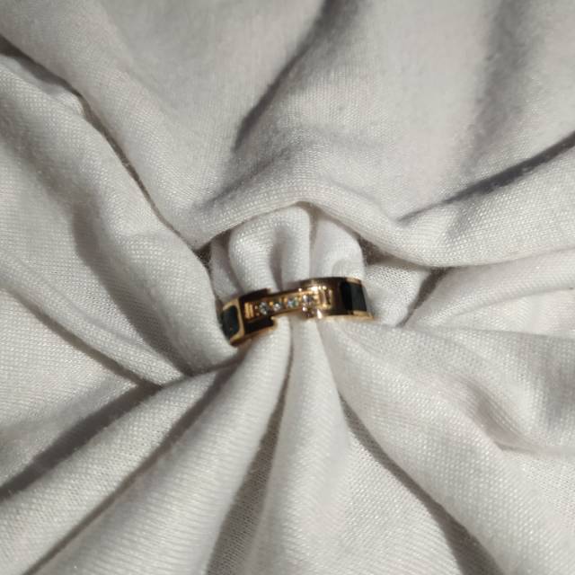 Cincin bukan emas