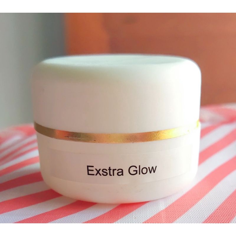 Exstra Glow Cream malam