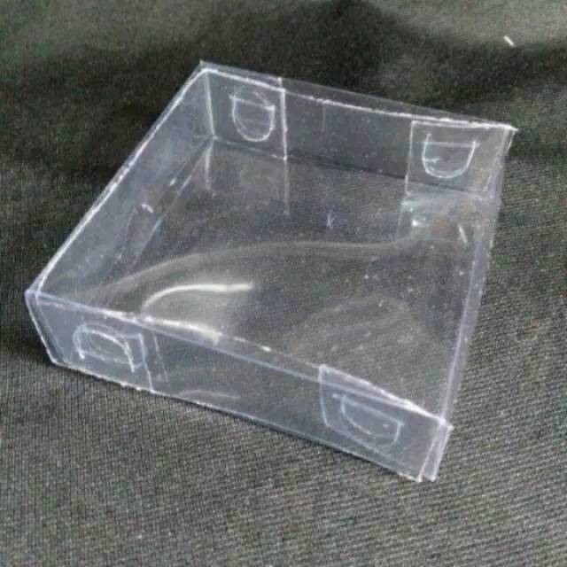 Box mika 16x16x5