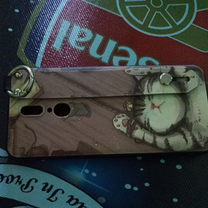 case lucu