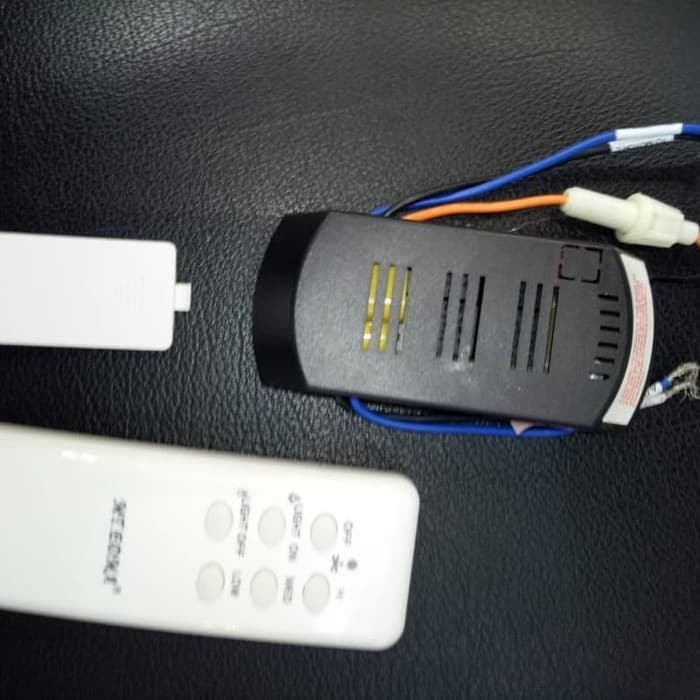 MT.EDMA  REMOTE + RECEIVER FREQUENSI