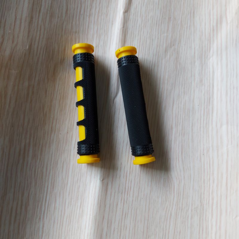 karet handle jari