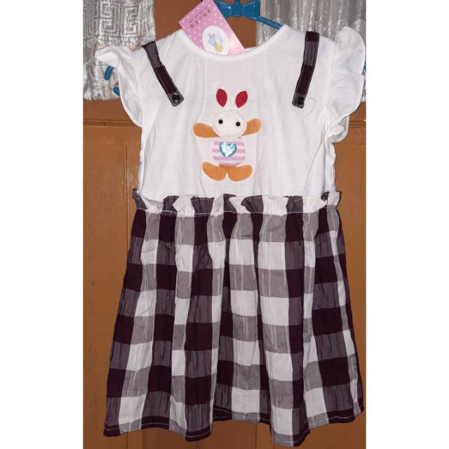 Dress boneka