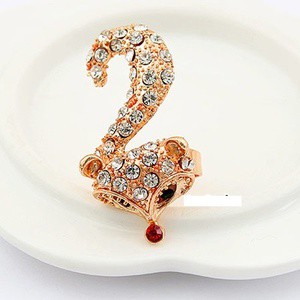 Fox diamond ring