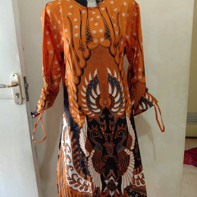 Tunik Batik