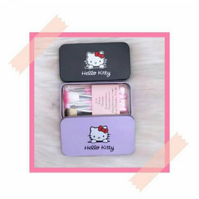 Make up blush hello kitty