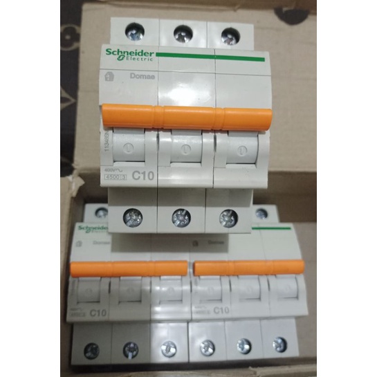 MCB SCHNEIDER 3PHASA C6A C10A C16A C20A