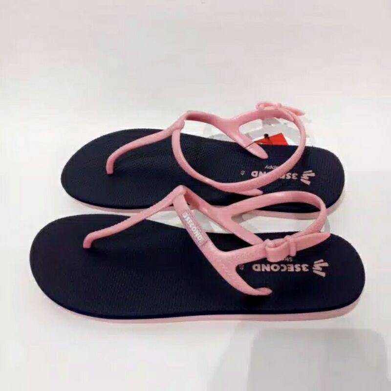 sandal santai