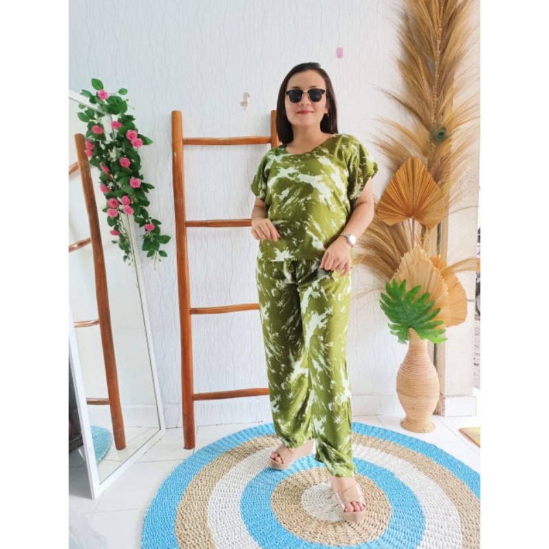 setelan pajamas motif awan