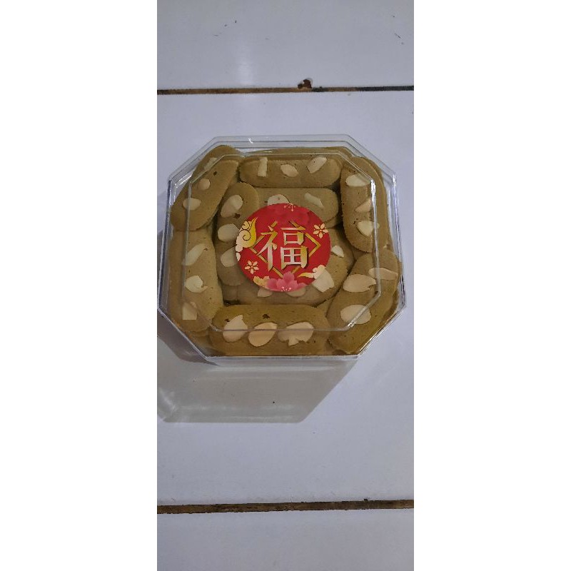 lidah kucing green tea