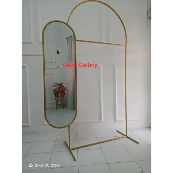 standing mirror
