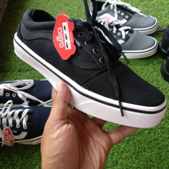 Sepatu cowo