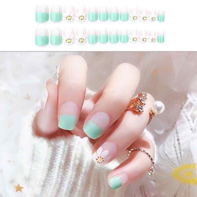 Fake Nails by Seisa