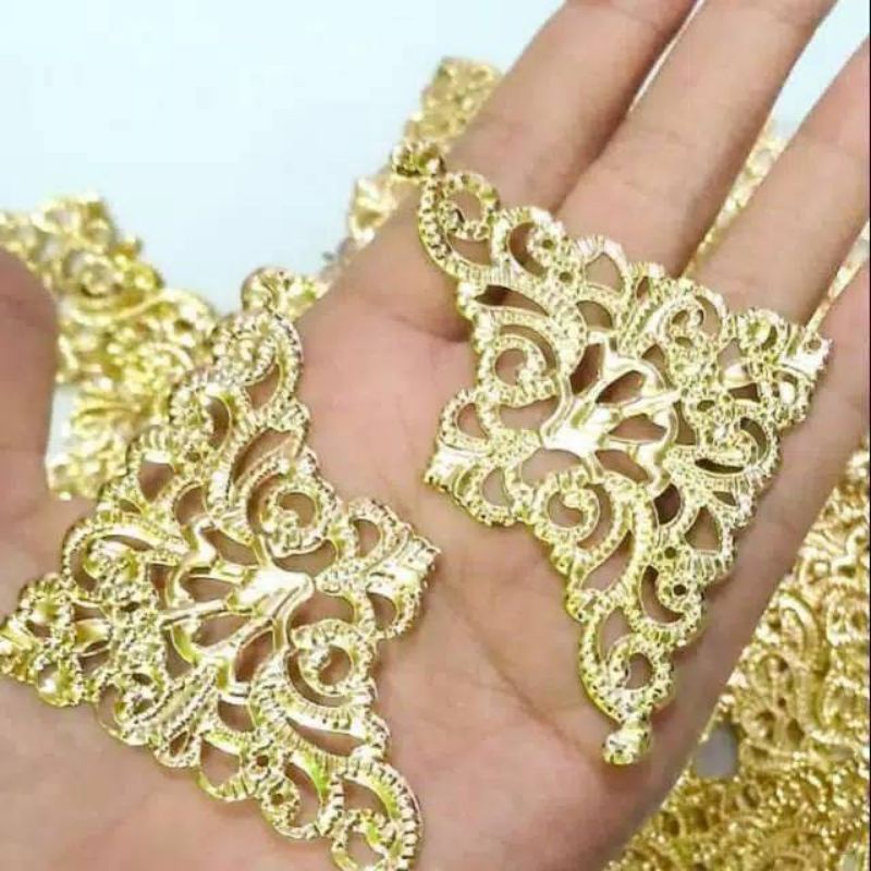 Siku hantaran charm siku