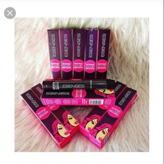 Mascara esenses