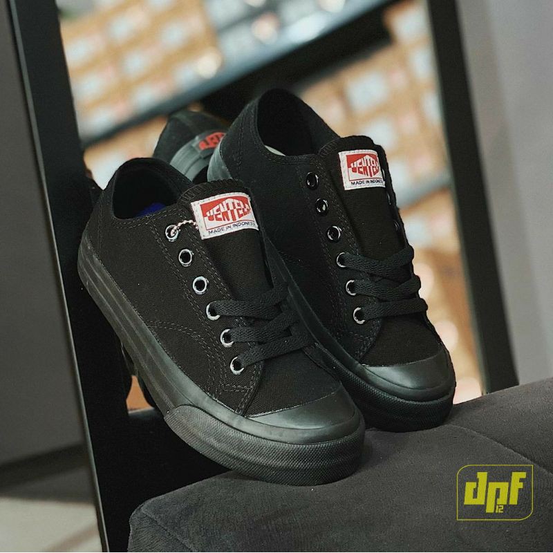 Ventela Basic All Black