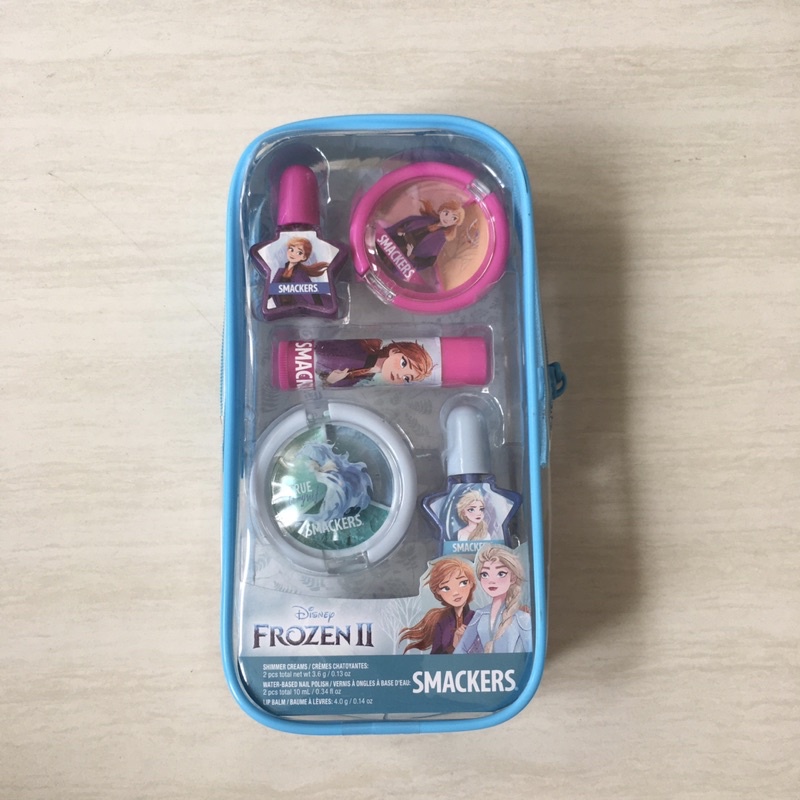 Frozen Smackers Make Up for Kids
