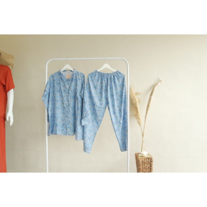 oversized Kemeja
