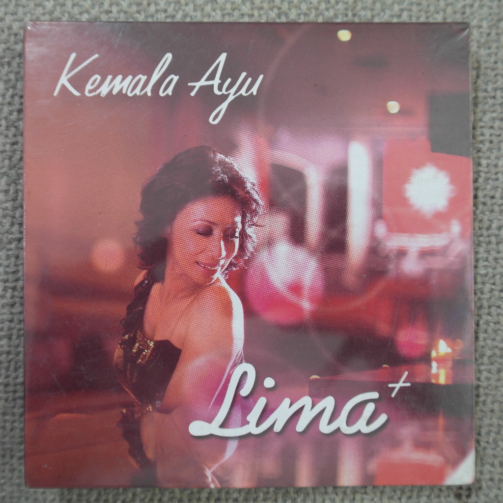 CD KEMALA AYU - LIMA