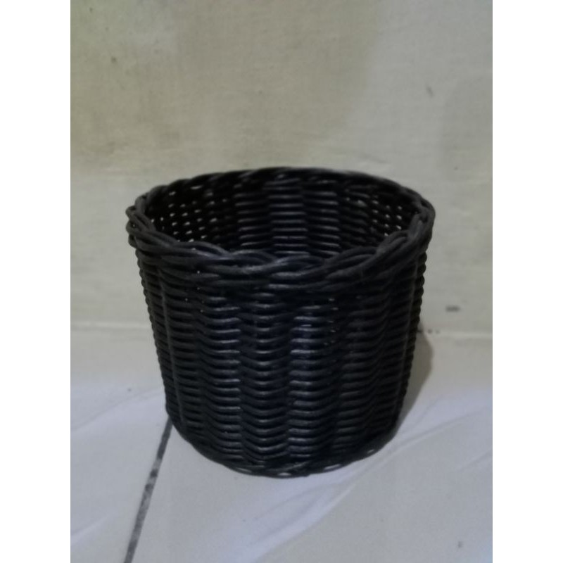 pot bunga rotan