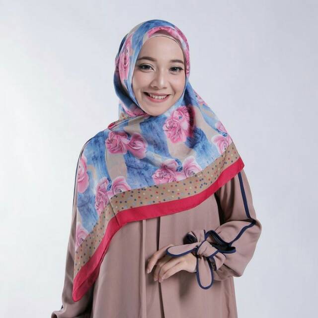 ZOYA Florrie Scarf
