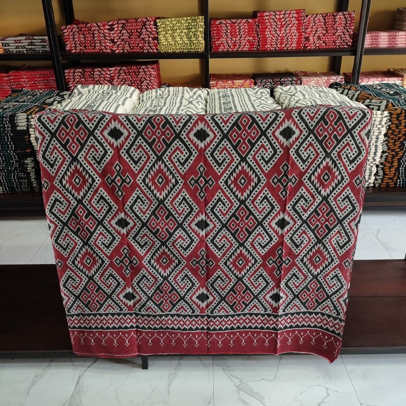 TENUN REWOVEN