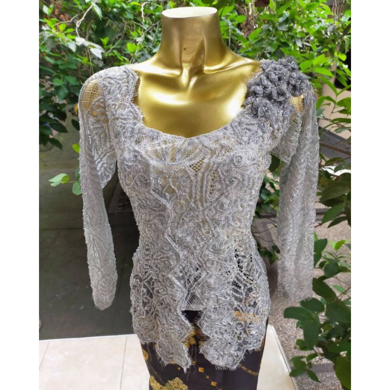 kebaya modif payet