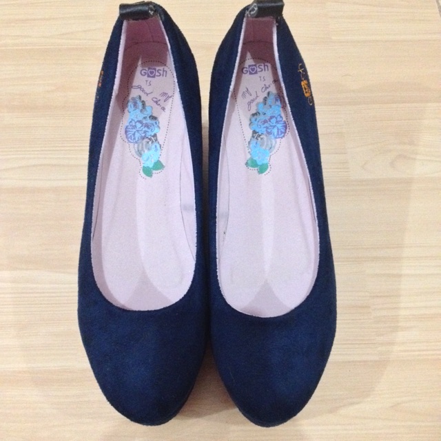 GOsh Navy Wedges