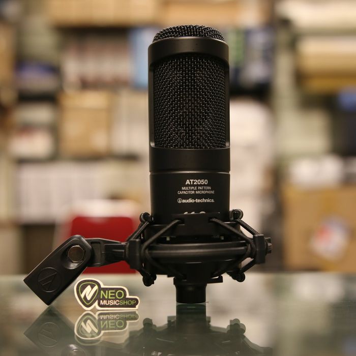 Audio Technica AT2050 Multi Pattern Condenser Microphone Original
