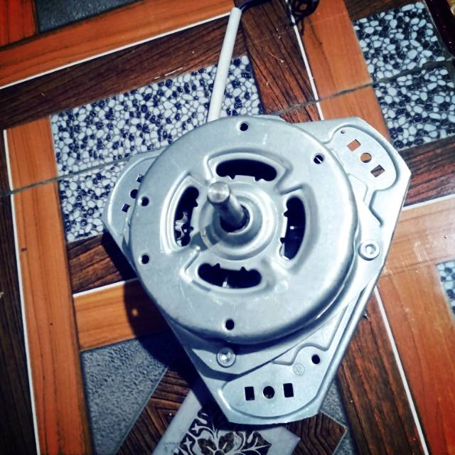 DINAMO MOTOR SPIN ORIGINAL SHARP