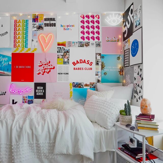 Poster aesthetic M isi 12,8,24