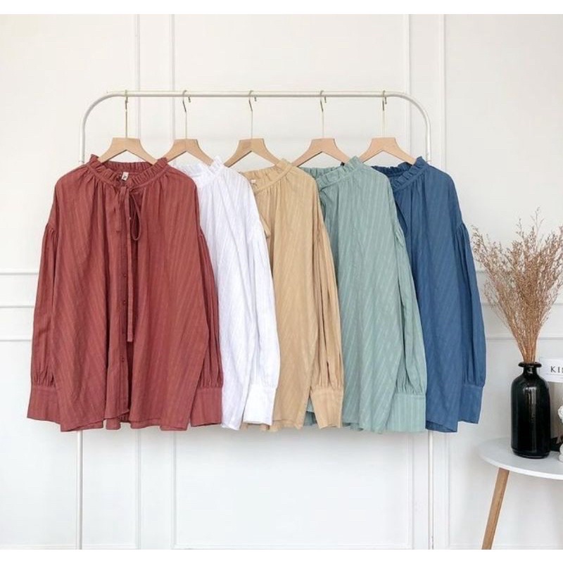 stacy blouse by fix pose.