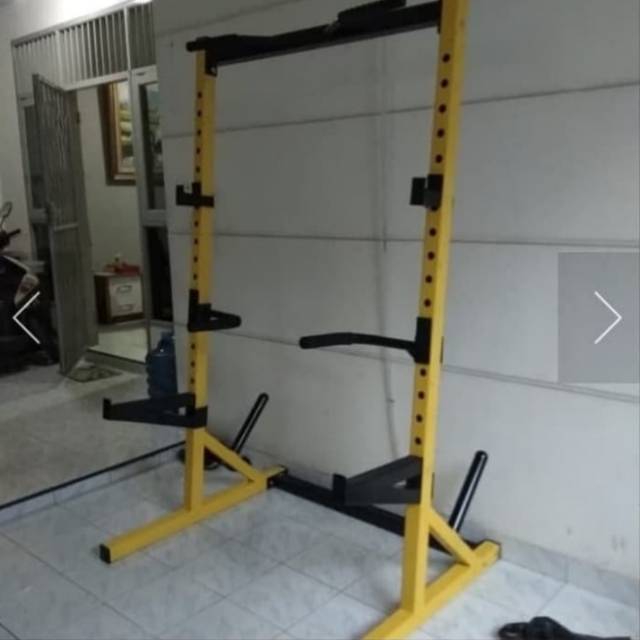 POWER RACK SQUAT PULL UP AND DIPPING BENCH PRES
