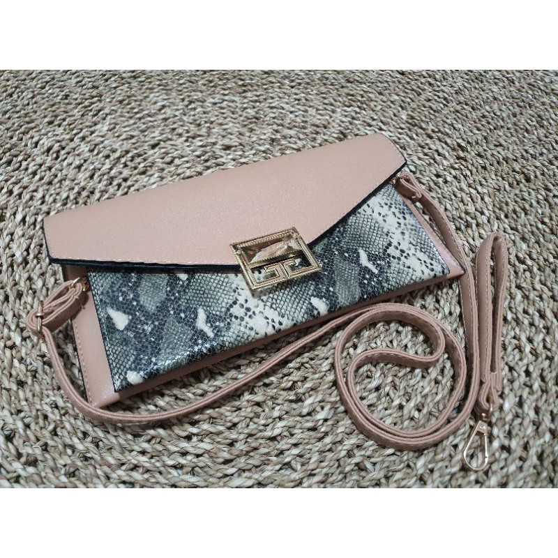 Pedro Clutch Bag
