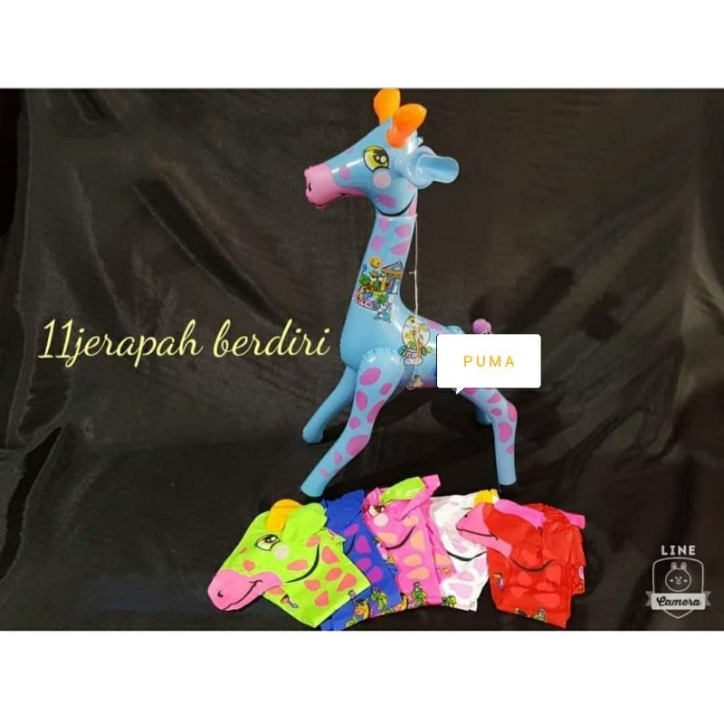 boneka jerapah berdiri