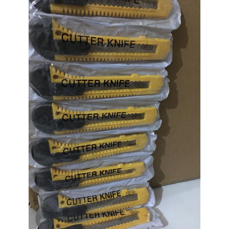 pisau cutter besar