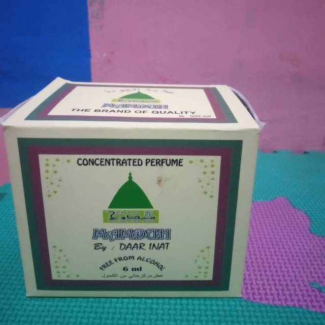 Minyak wangi Daar inat