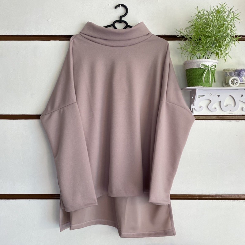 Turtle Neck Oversized Lemonade