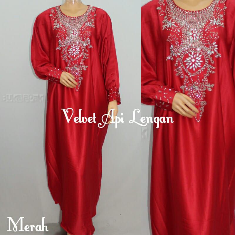 kaftan velvet api lengan