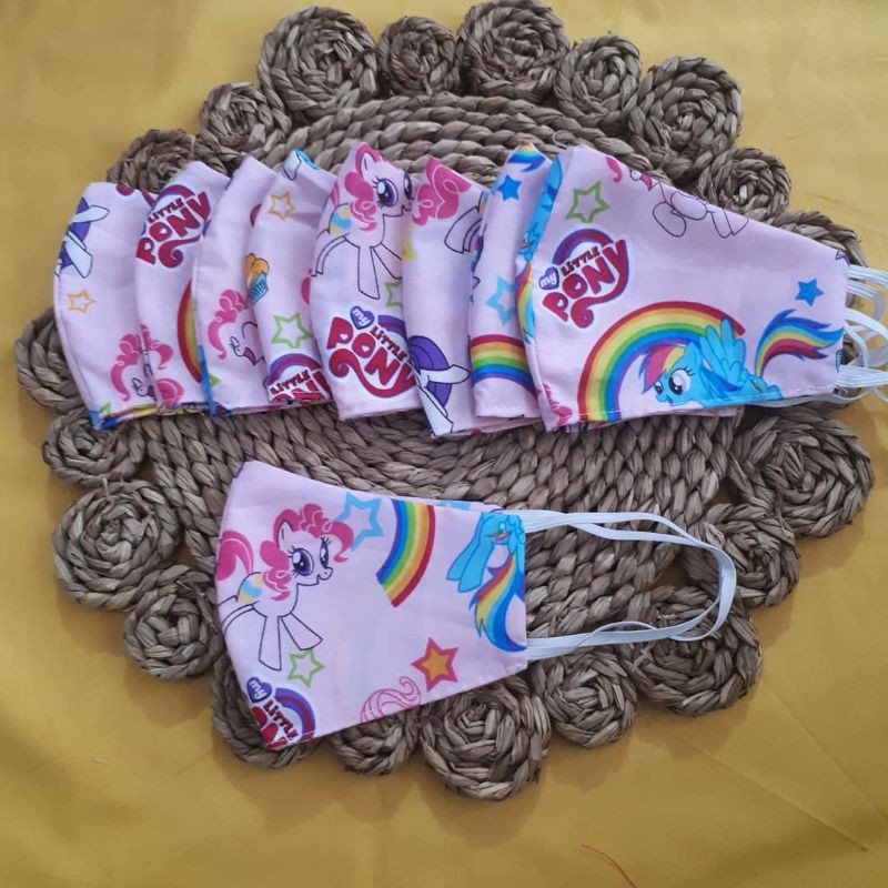 Masker anak hijab