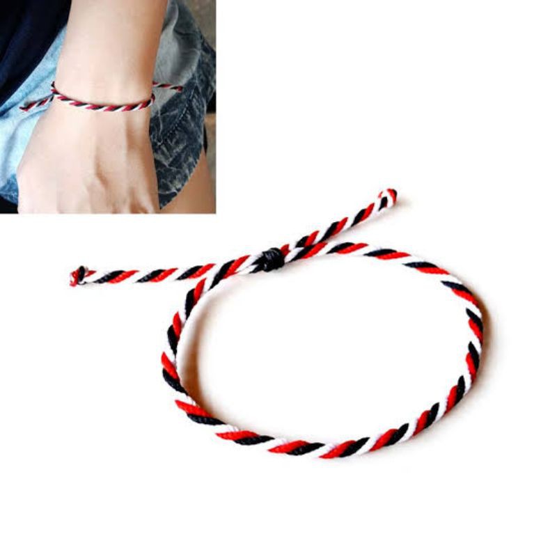 gelang tridatu