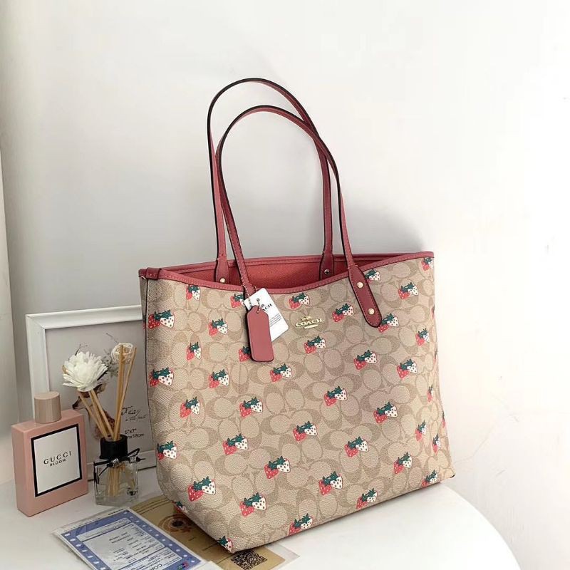 CoachRevirsble Tote