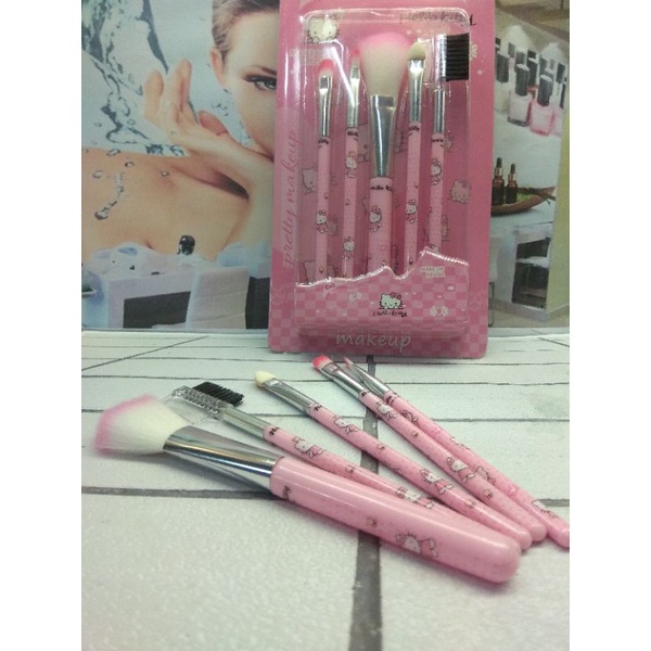 KUAS SET MAKEUP 5IN1 HELLO Kitty