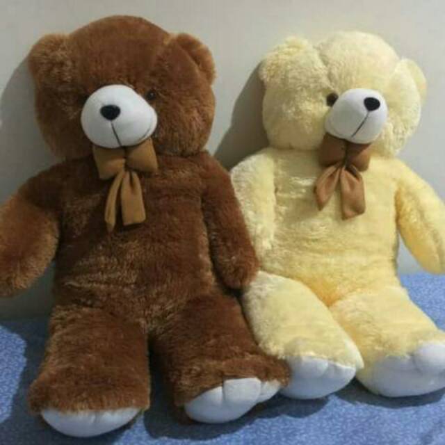 Boneka teady bear lucu lembut.