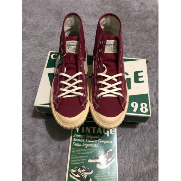 sepatu compass ori