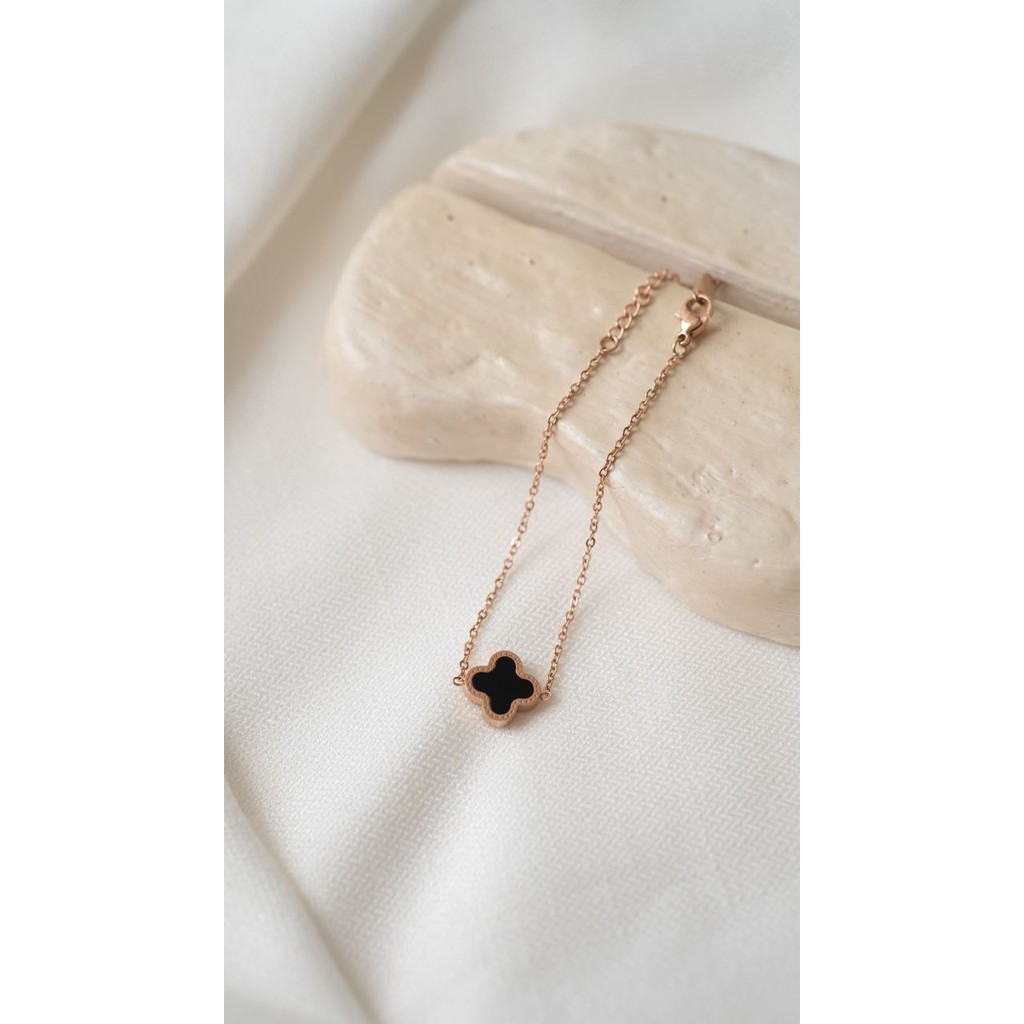 Niki Bracelet
