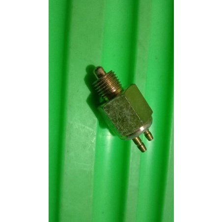 switch atret mundur